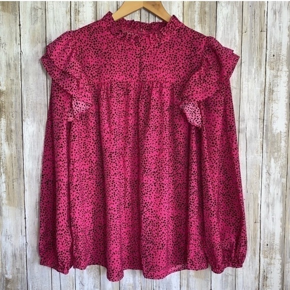 JODIFL Tops - Jodifl Pink Dot Blouse